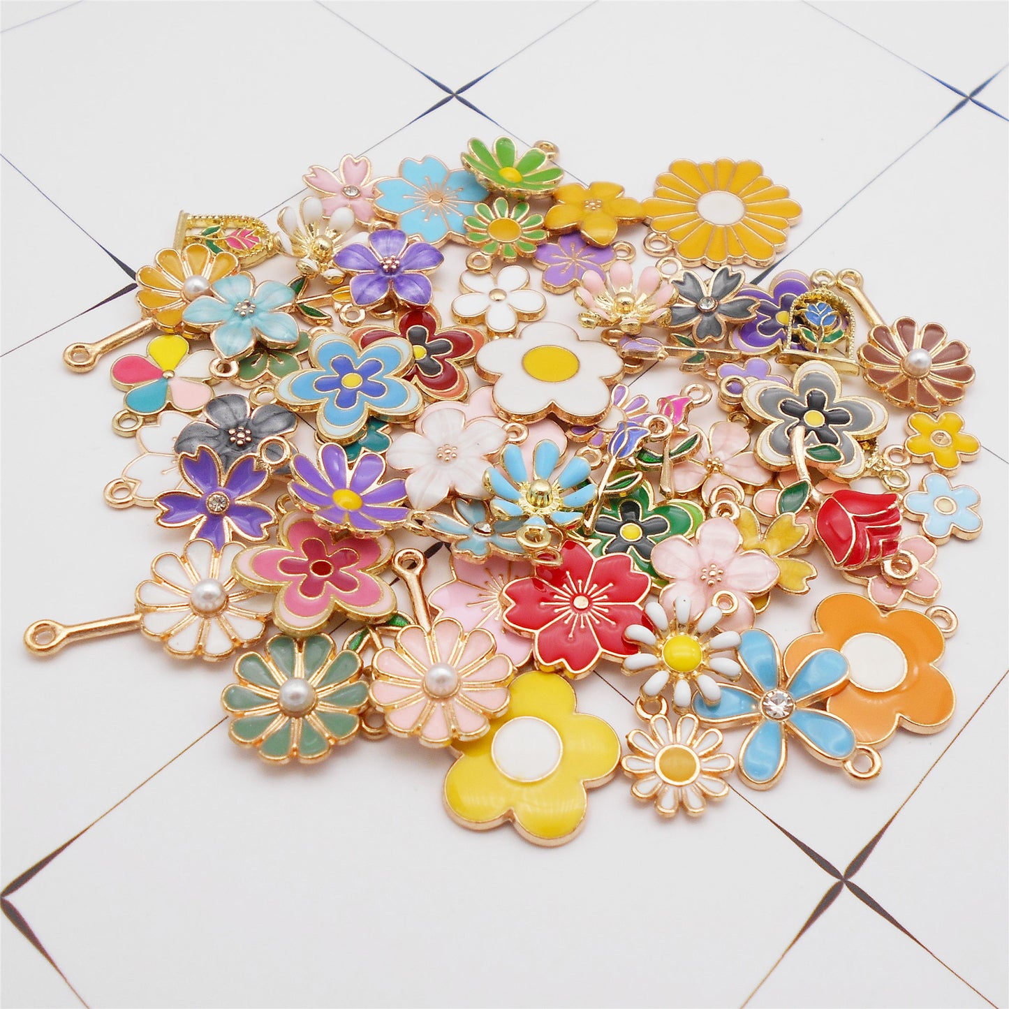 Bulk of Mixed Alloy Flower Charm 65 Styles Enamel Floral Pendant for Jewelry Necklace Bracelet Earrings Making DIY Crafts Keychain Bag Purse Hanging Dangle Decor