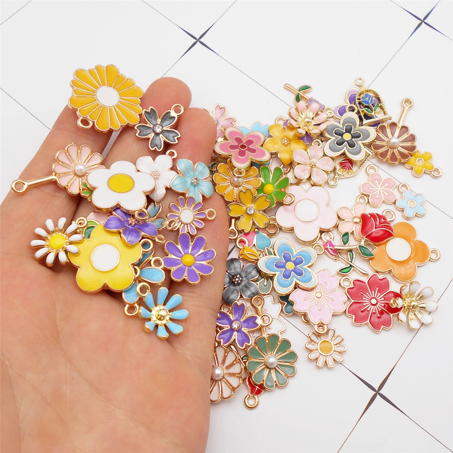 Bulk of Mixed Alloy Flower Charm 65 Styles Enamel Floral Pendant for Jewelry Necklace Bracelet Earrings Making DIY Crafts Keychain Bag Purse Hanging Dangle Decor