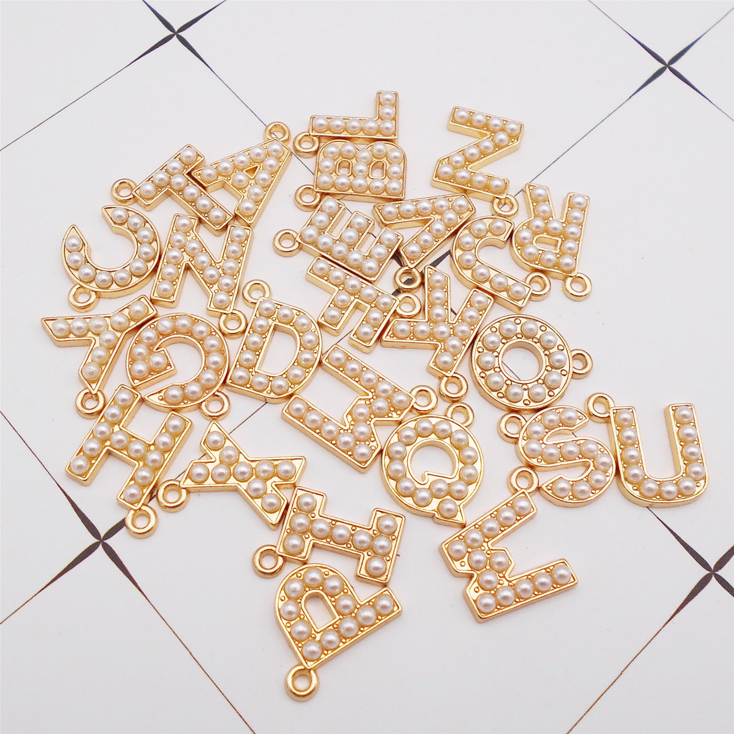 10Pcs Alloy Bezel A-Z Letter Charm Faux Pearl Embellished Gold Color Pendant DIY Jewelry Dangle for Necklace Ankle Bracelet Making
