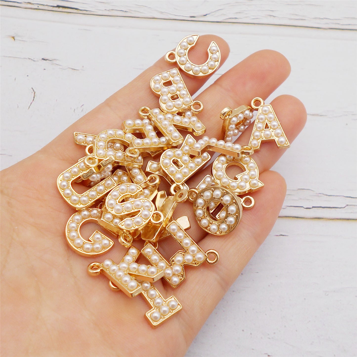 10Pcs Alloy Bezel A-Z Letter Charm Faux Pearl Embellished Gold Color Pendant DIY Jewelry Dangle for Necklace Ankle Bracelet Making