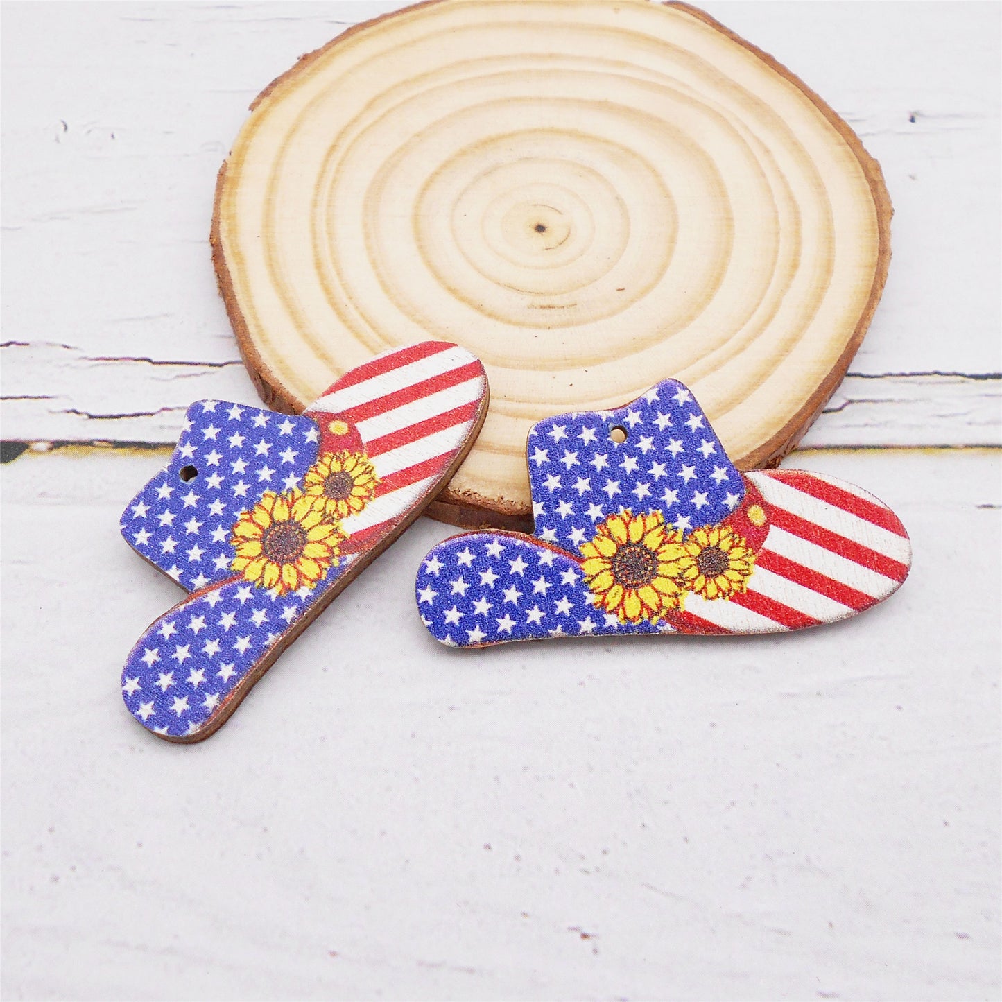 2Pcs American Flag Pattern Charms 24x44mm Wood Hat Shaped Dangle for Pendant Bracelet Necklace Earrings Making DIY Crafts Supplies Phone Chain Decor