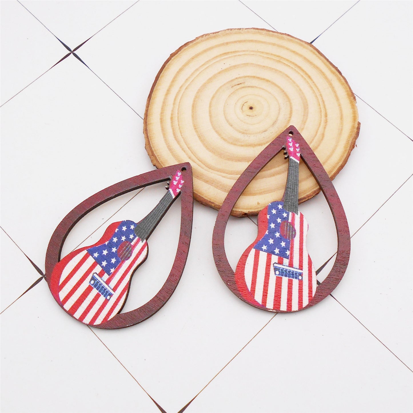 2Pcs Teardrop Frame Guitar Charms 57x41mm American Flag Pattern Wooden Dangle for Pendant Jewelry Making Necklace Bracelet Earrings Decor DIY Crafts Supplies