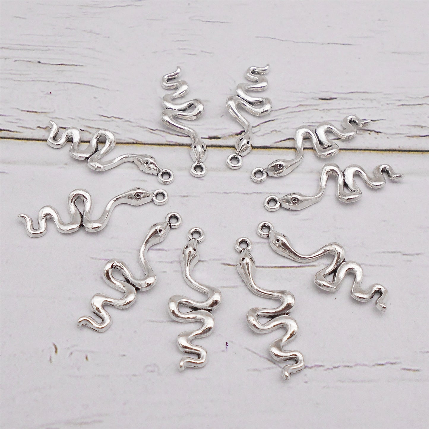 10Pcs Smooth Metal Slithering Snake Charms 28x10mm Wavy Snake Animal Pendants Retro Silver for Jewelry Making, Necklace Bracelet Earrings Decor, DIY Crafts Accessories