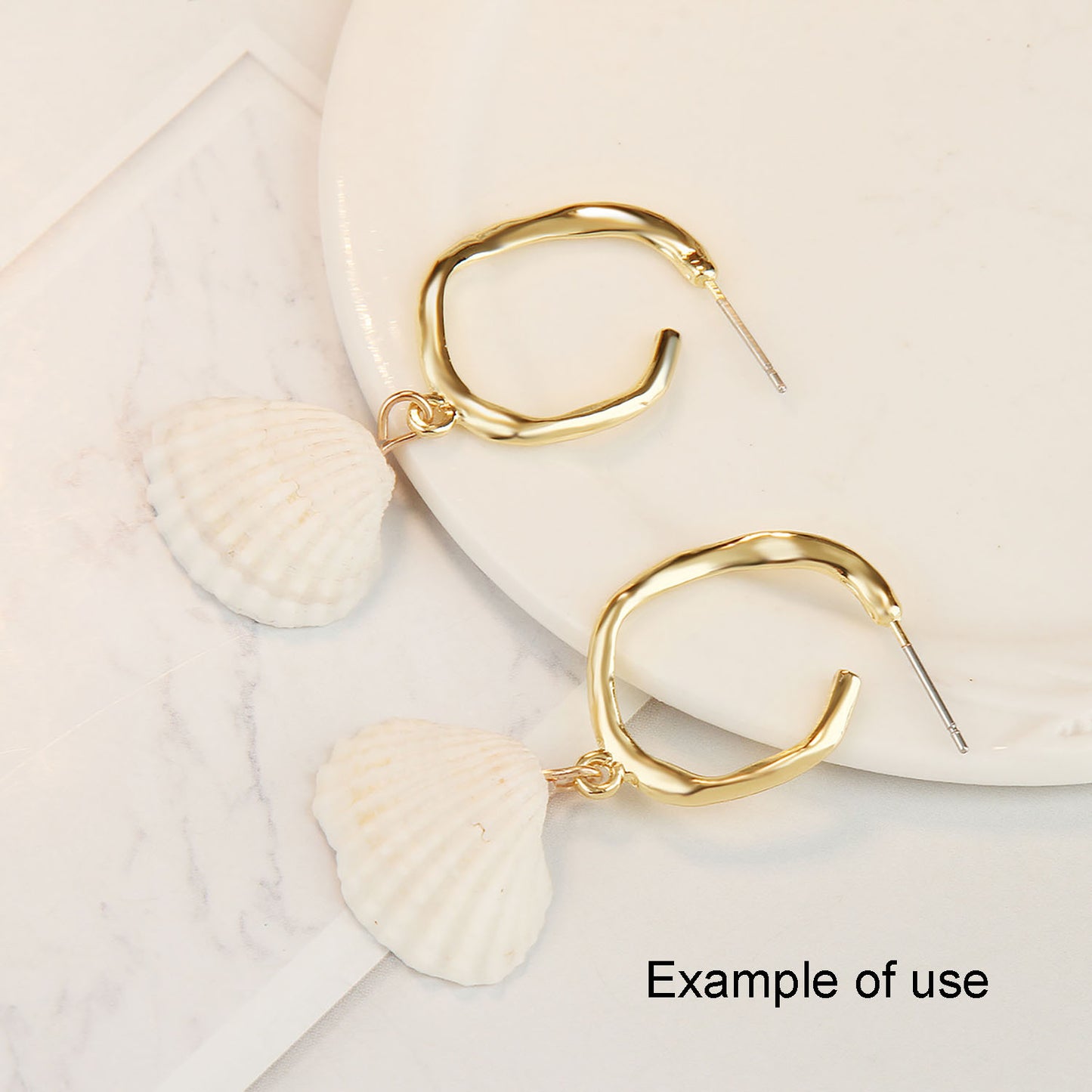 10PCS White Beach Shells Natural Cockle Shells Hole-Punched Seashell Pendant Charms for Earrings Necklace Making Accessories, Beach Wedding Decoration, Art Crafts Decor 20-40mm