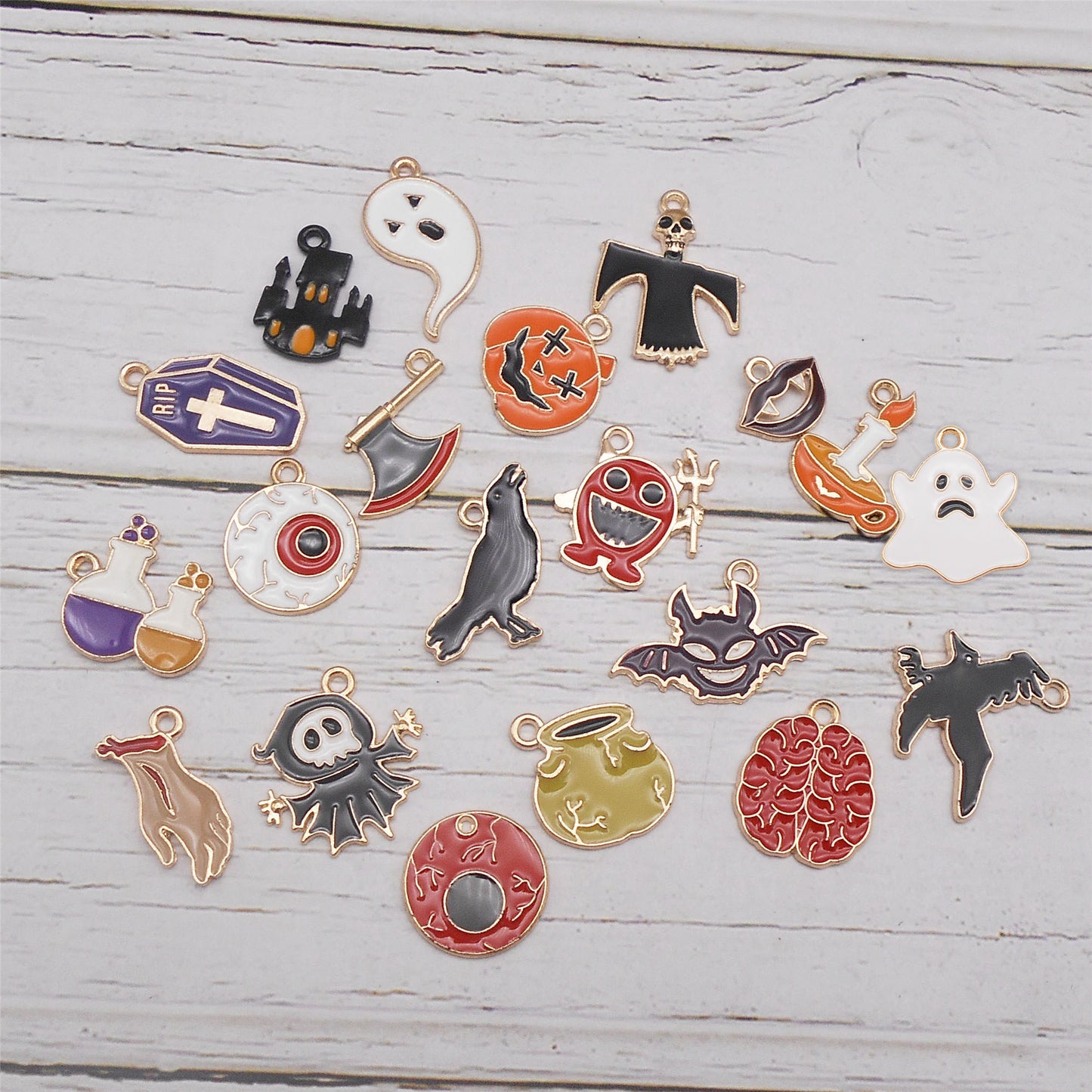 20PCS Mixed Halloween Enamel Charms Alloy Ghost, Raven Pendant for DIY Necklace Bracelet Accessories Crafts Decor Party Decoration