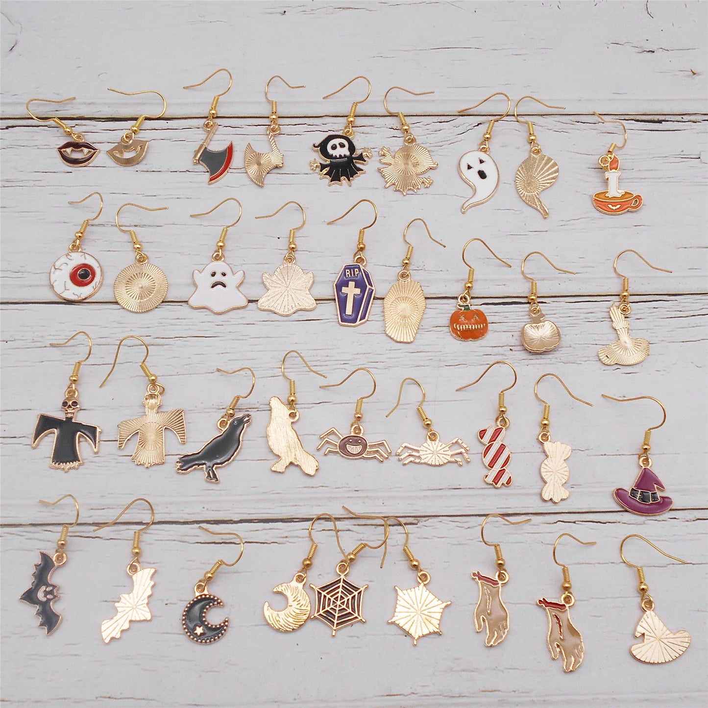 1 Pair Halloween Enamel Dangle Earrings Witch's Hat Eyeball Ghost Raven Designed, Alloy French Hook Earrings Hypoallergenic Women Ladies Earring Piercing Jewelry Festival Ear Decor