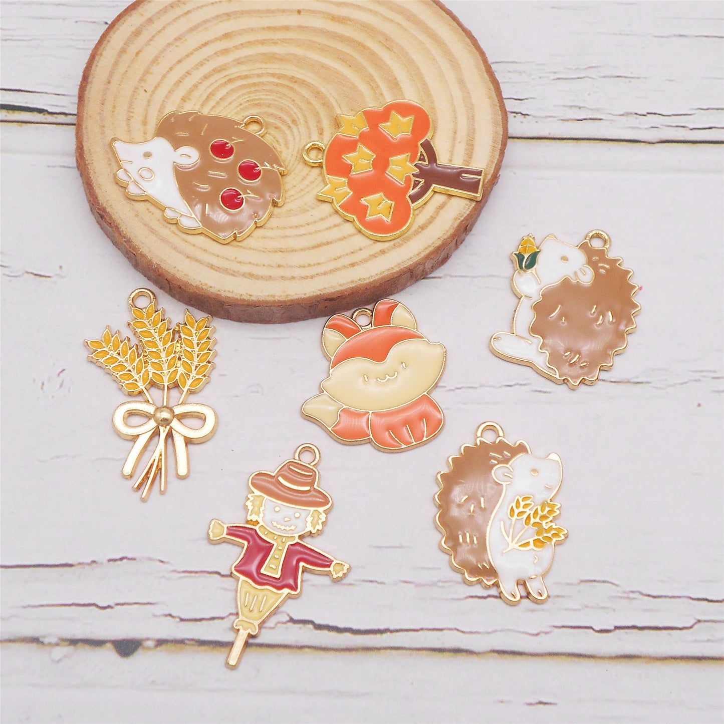 7Pcs Golden Bezel Autumn Hedgehogs Scarecrow Charms Fall-Themed Squirrel Maple Wheat Ear Pendants for DIY Jewelry Making Crafts Decor