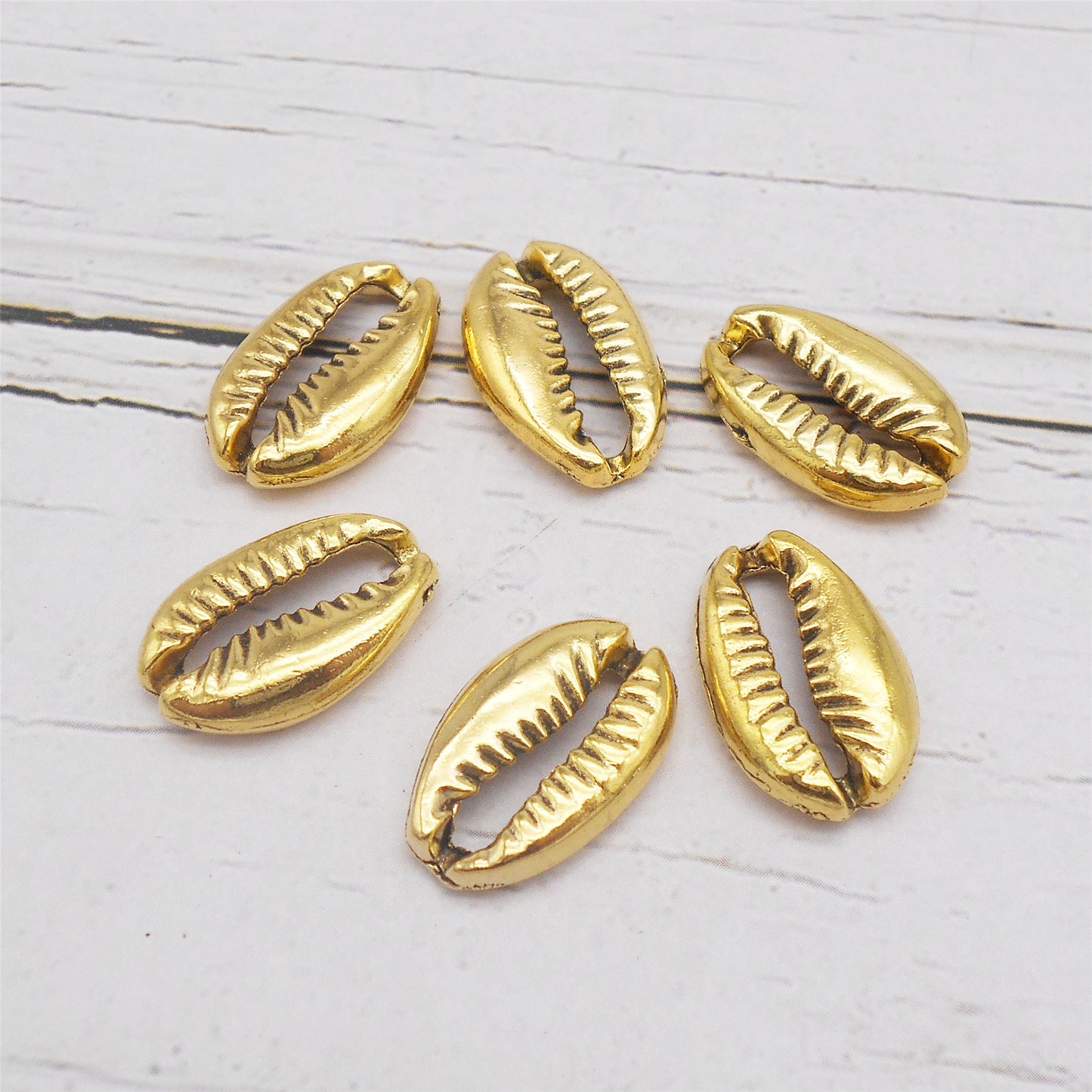 20Pcs 19x12mm Metal Seashell Sliced Charms Retro Gold Cowrie Shell Pendants Alloy Jewelry Accessories for Anklet Making, DIY Crafts Decor