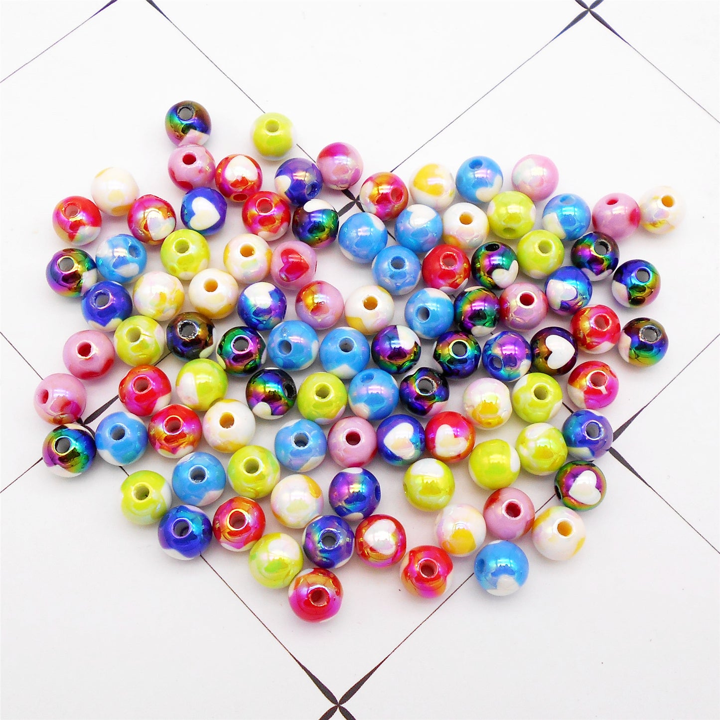 50Pcs 8mm Dazzling Plastic Ball Beads Heart Pattern Spacer Beads for Jewelry Making Accessories, Necklace Bracelet Earrings Supplies, Phone Chain Crafts Decor