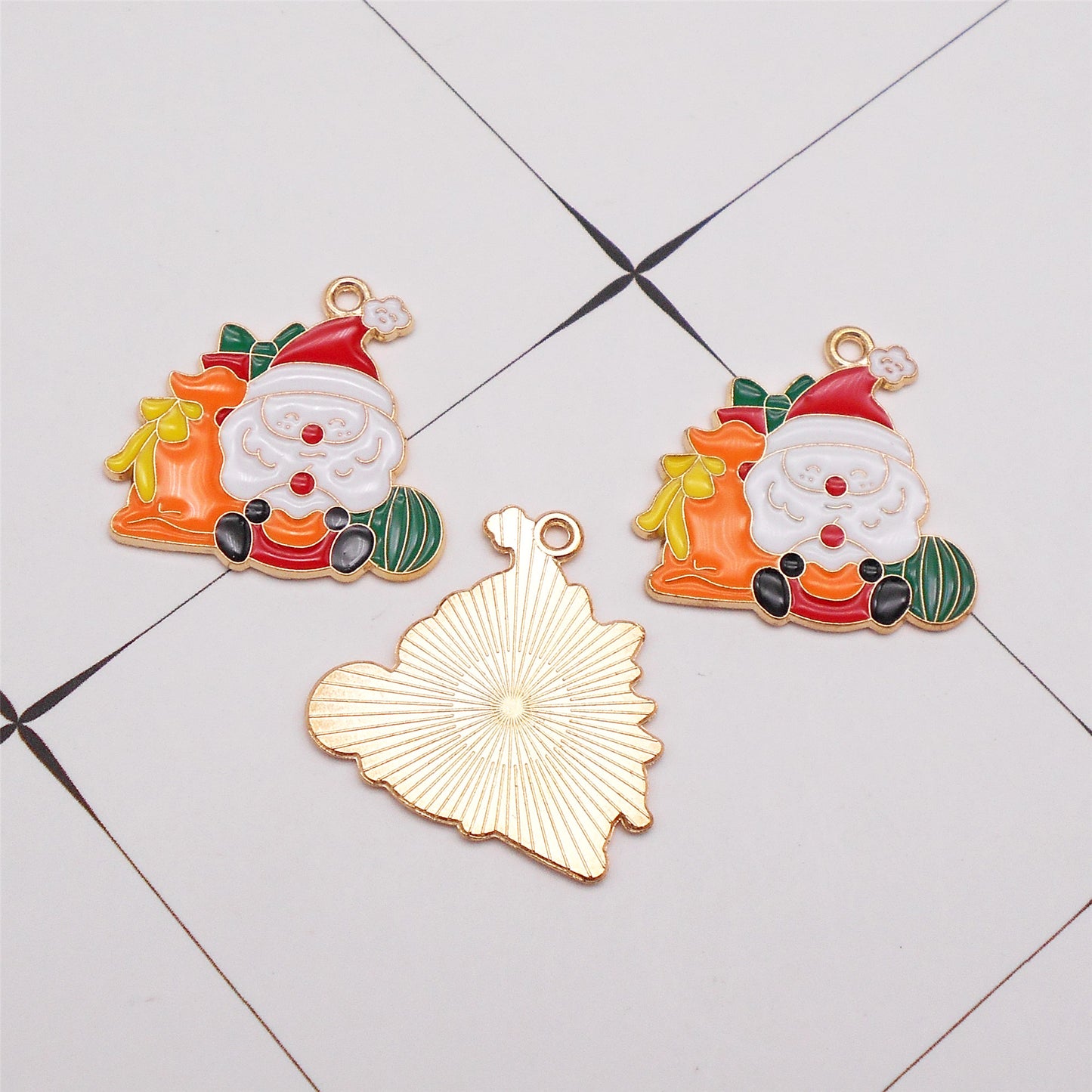 12Pcs Enamel Christmas Theme Charms Metal Mini Santa Claus Cute Snowman Pendants for Necklace Bracelet Earrings Making Accessories DIY Crafts Decor