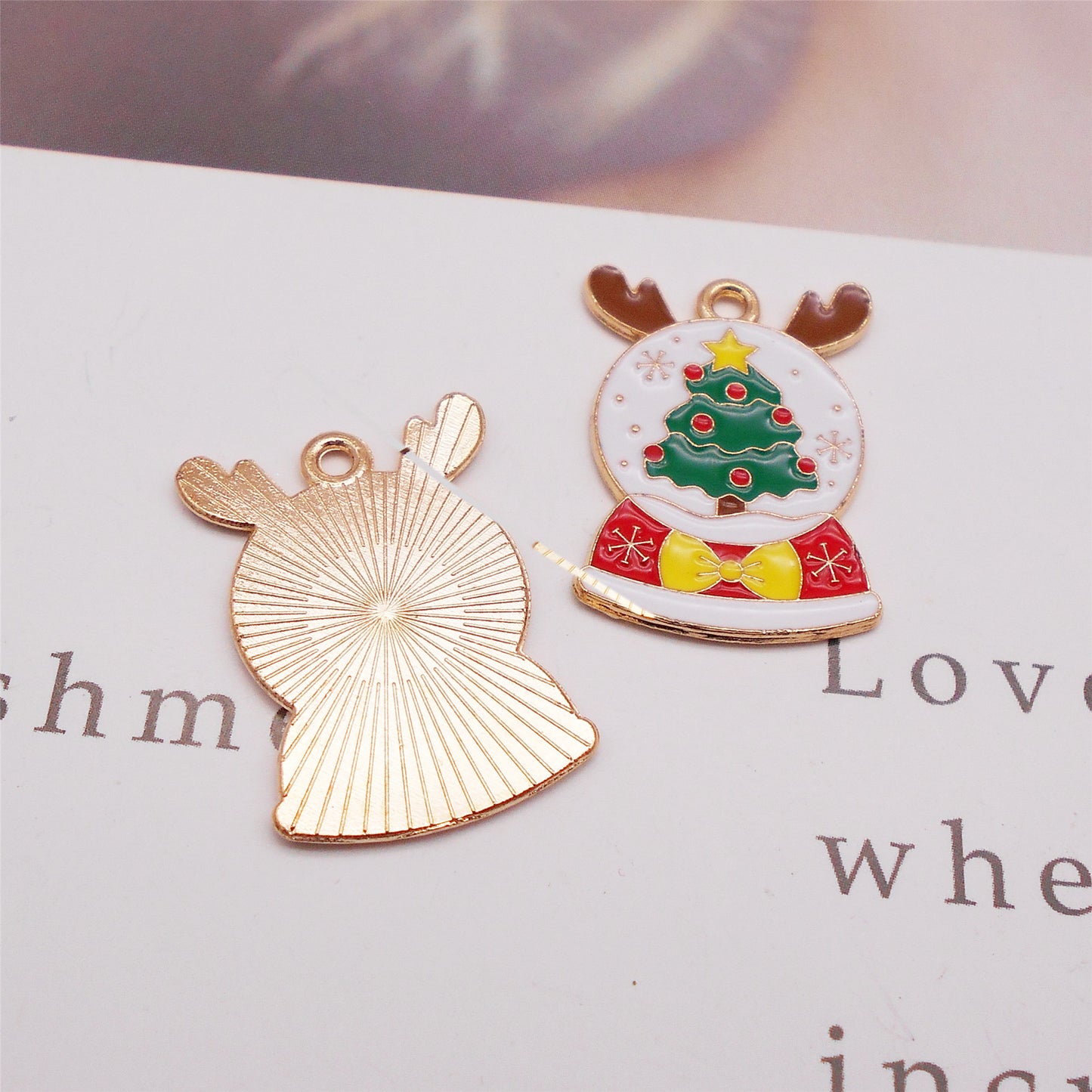 12Pcs Enamel Christmas Theme Charms Metal Mini Santa Claus Cute Snowman Pendants for Necklace Bracelet Earrings Making Accessories DIY Crafts Decor