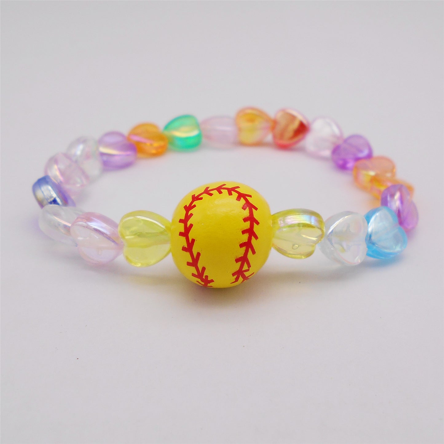 1 Piece Wood Softball Bead Bracelet with Plastic Heart Beads, Handmade Bead Bracelet Women Jewelry for Everyday Wear