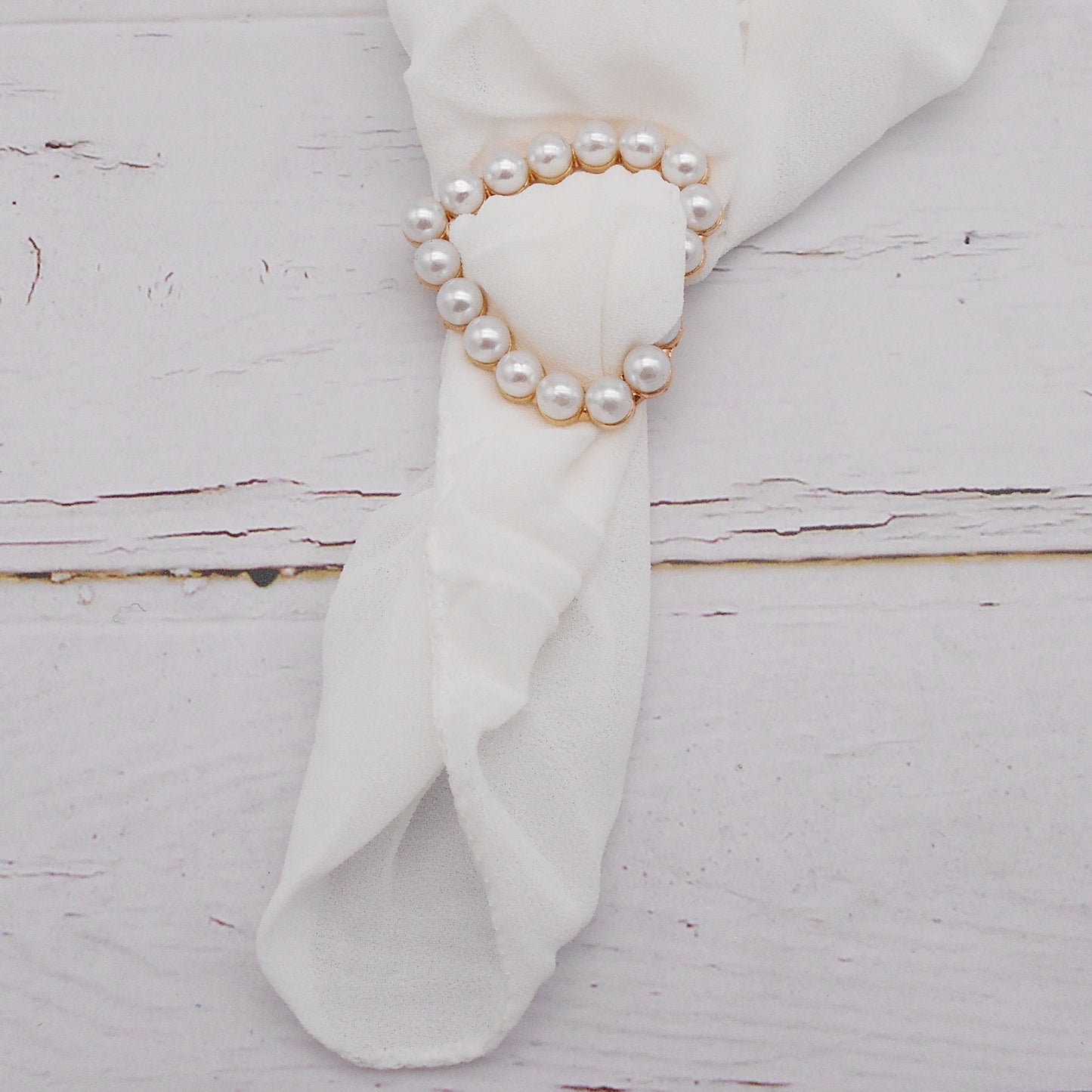 6Pcs Faux Pearl Scarf Clip Round & Heart Shaped Metal Hem Weight Clip Imitation Pearl Embellished Silk Scarf Buckle Clips for Clothing Accessories