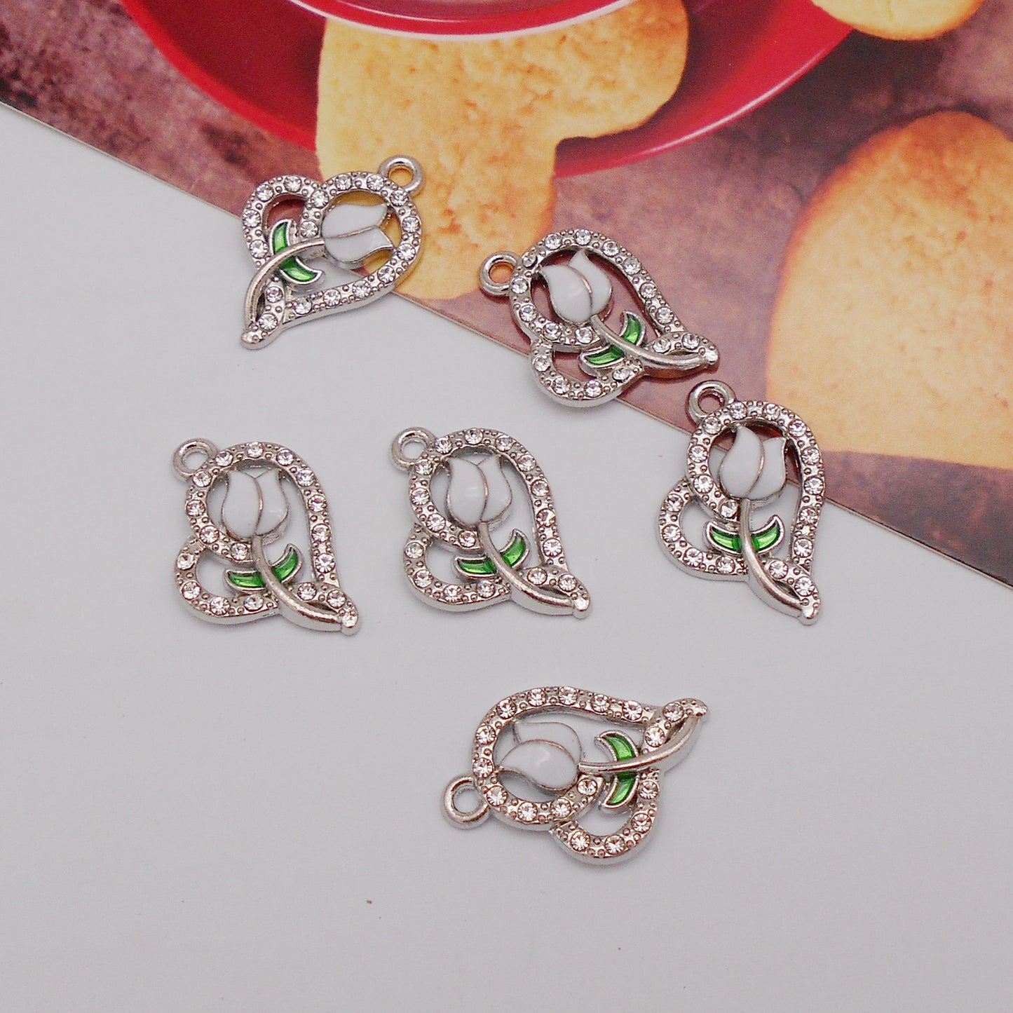 10Pcs Crystal Heart Charms Romantic Enamel Heart and Rose Designed Pendants Alloy Jewelry Accessories for Necklace Bracelet Earrings Making 22x15mm