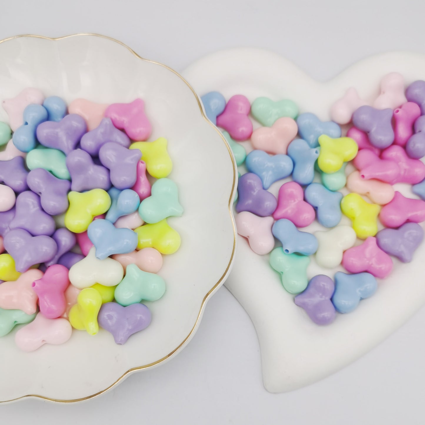 100pcs Random Plastic Mixed Color Heart Peach Beads for Jewelry Neckalce Bracelet Earrings DIY Craft