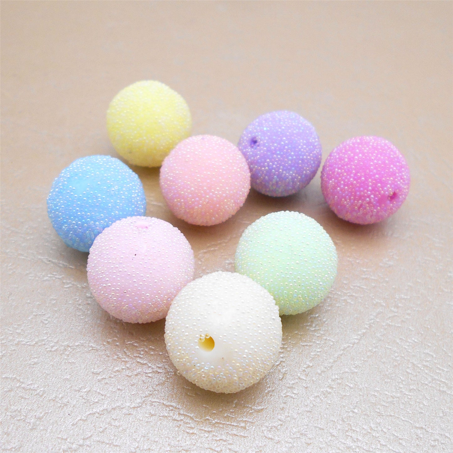 6Pcs Random 17mm Macaron-Colored Round Ball Beads 2mm Hole Acrylic Spacer Loose Beads for DIY Necklace Bracelet Accessories Keychain Dangle Making Crafts Supplies