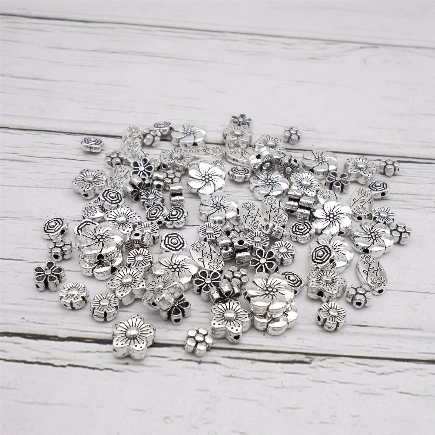 210PCS Mixed Alloy Antique Silver Spacer Beads Bulk Flower Loose Bead for Bracelets Necklaces Earrings Jewelry Making 7 Styles