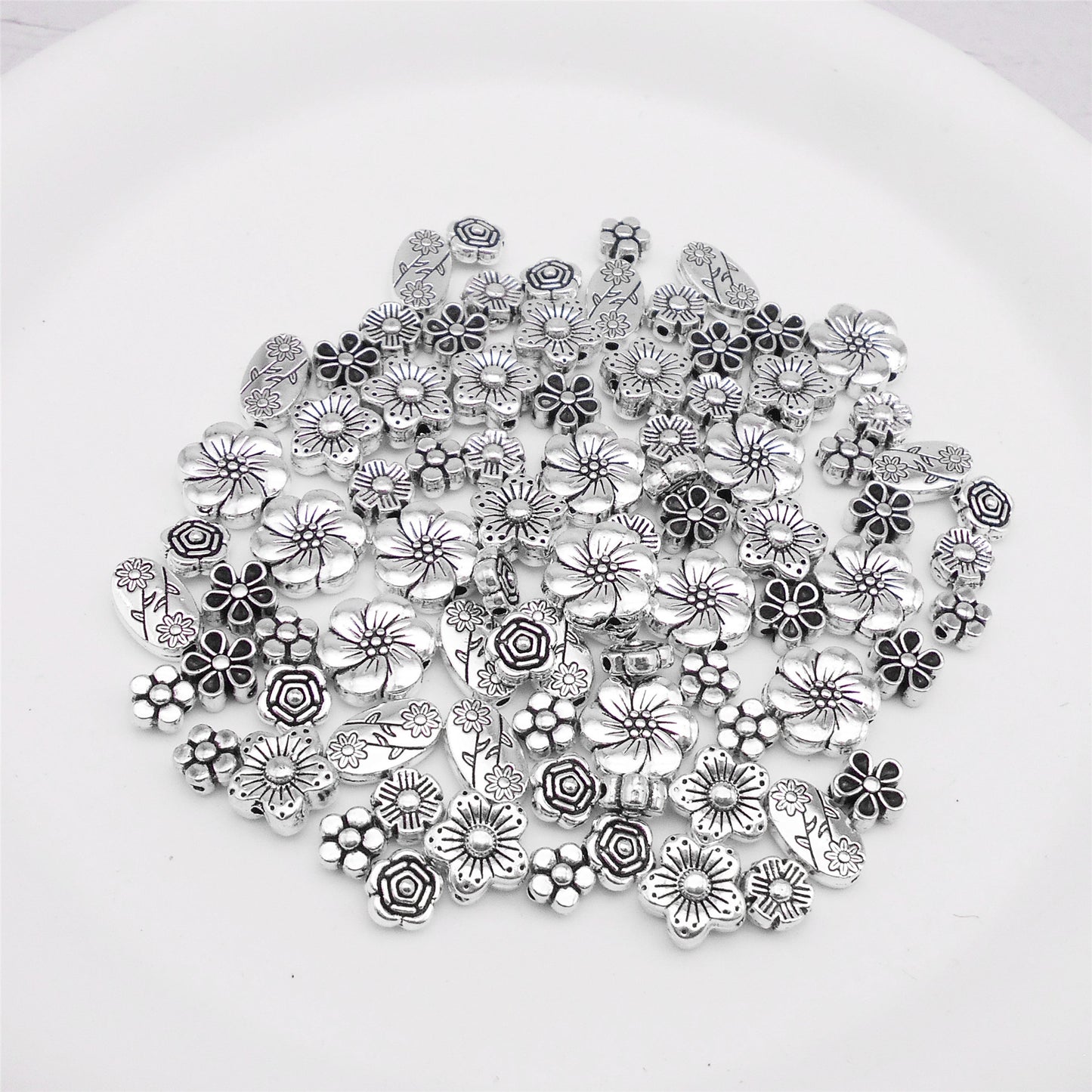 210PCS Mixed Alloy Antique Silver Spacer Beads Bulk Flower Loose Bead for Bracelets Necklaces Earrings Jewelry Making 7 Styles