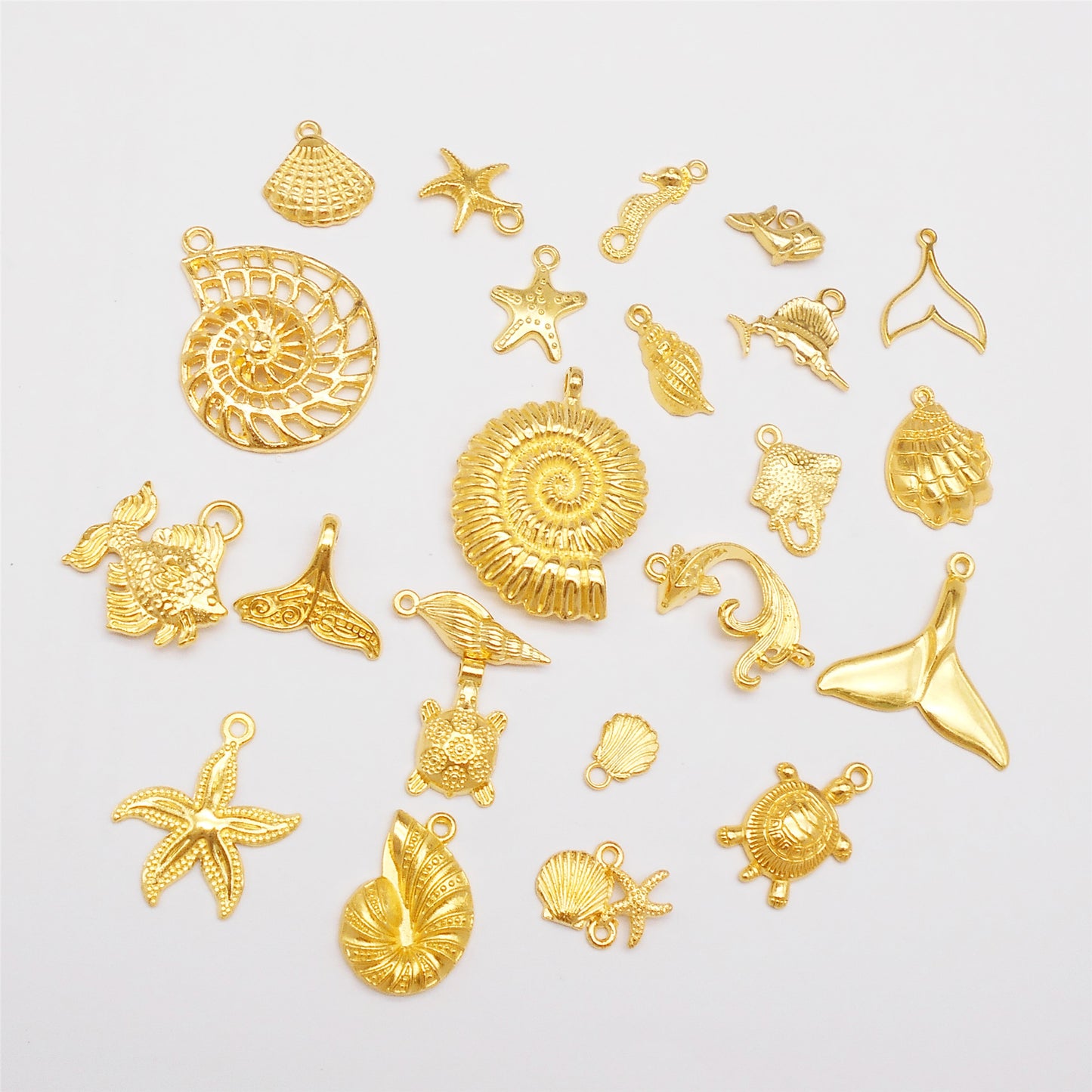69PCS Gold tone Alloy Metal Sea Animal Charms Whale Mermaid Tail Starfish Shells Bulk Ocean Pendants Mermaid Tail Fish for Summer Beach Jewelry Necklace Bracelet Making DIY Crafts