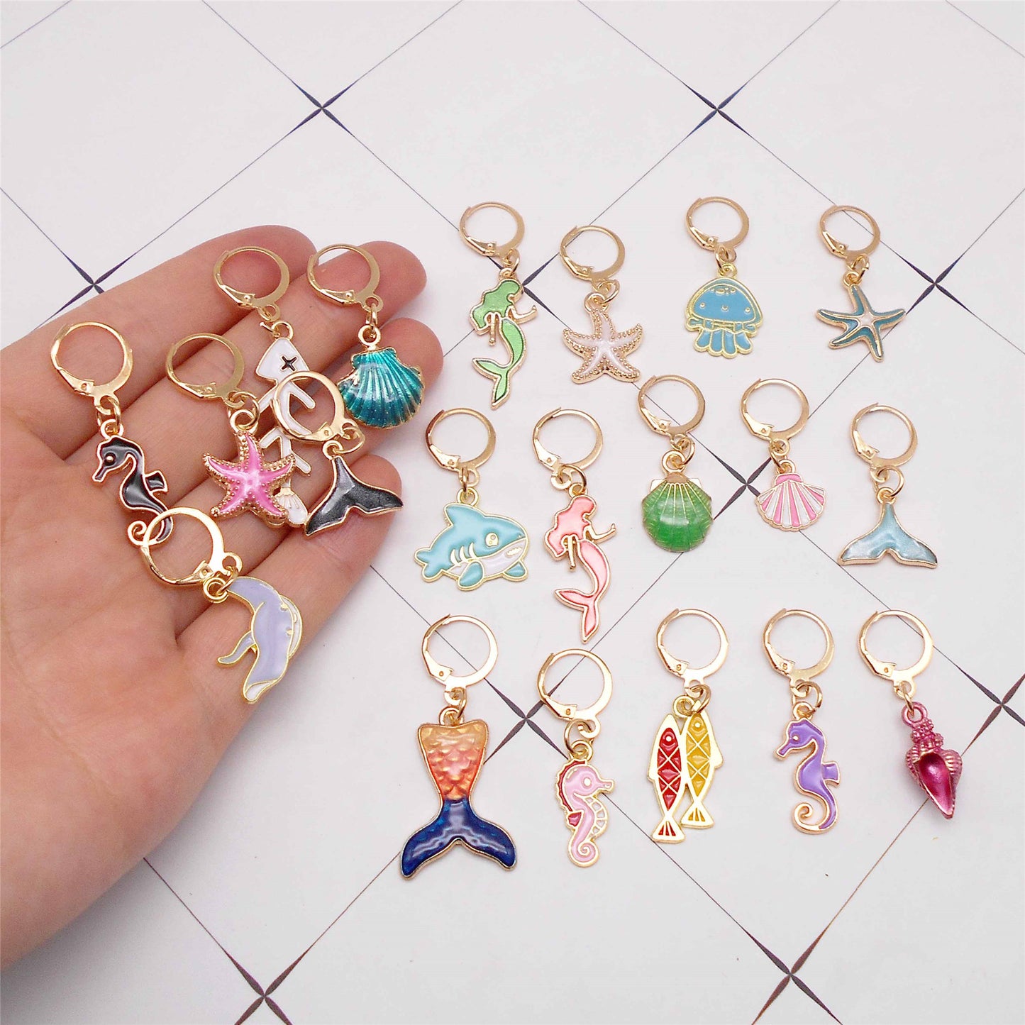 20PCS Alloy Enamel Marine Life Pendant with Clasp Cute Shoe Charms Keychain Dangle Women Bags Purses Clothes Hair Hanging Decoration Jewelry Making Accessories