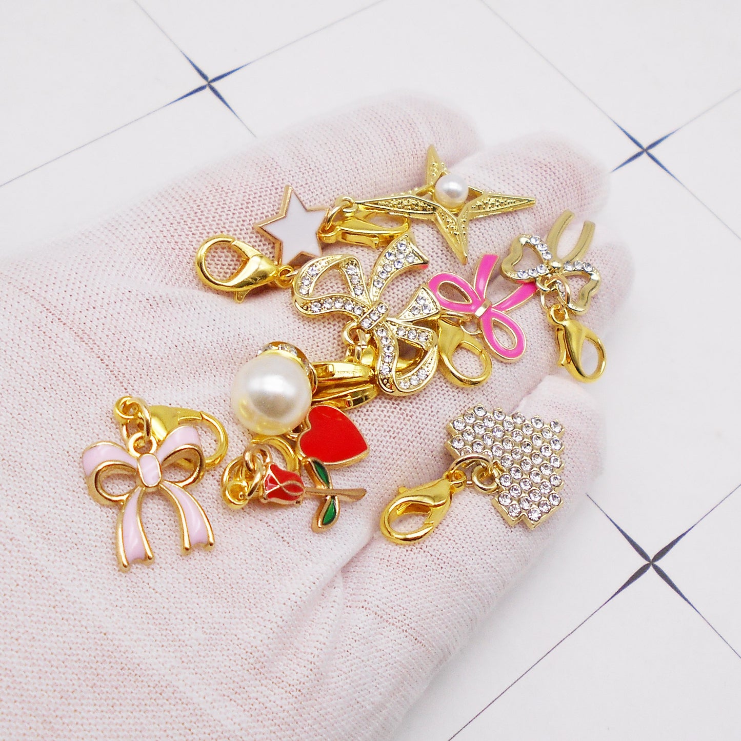 10pairs Mixed Alloy Star Heart Charms with Lobster Clasp Rhinestones Bowknot Enamel Bow Pendants for Shoes Bags Decor