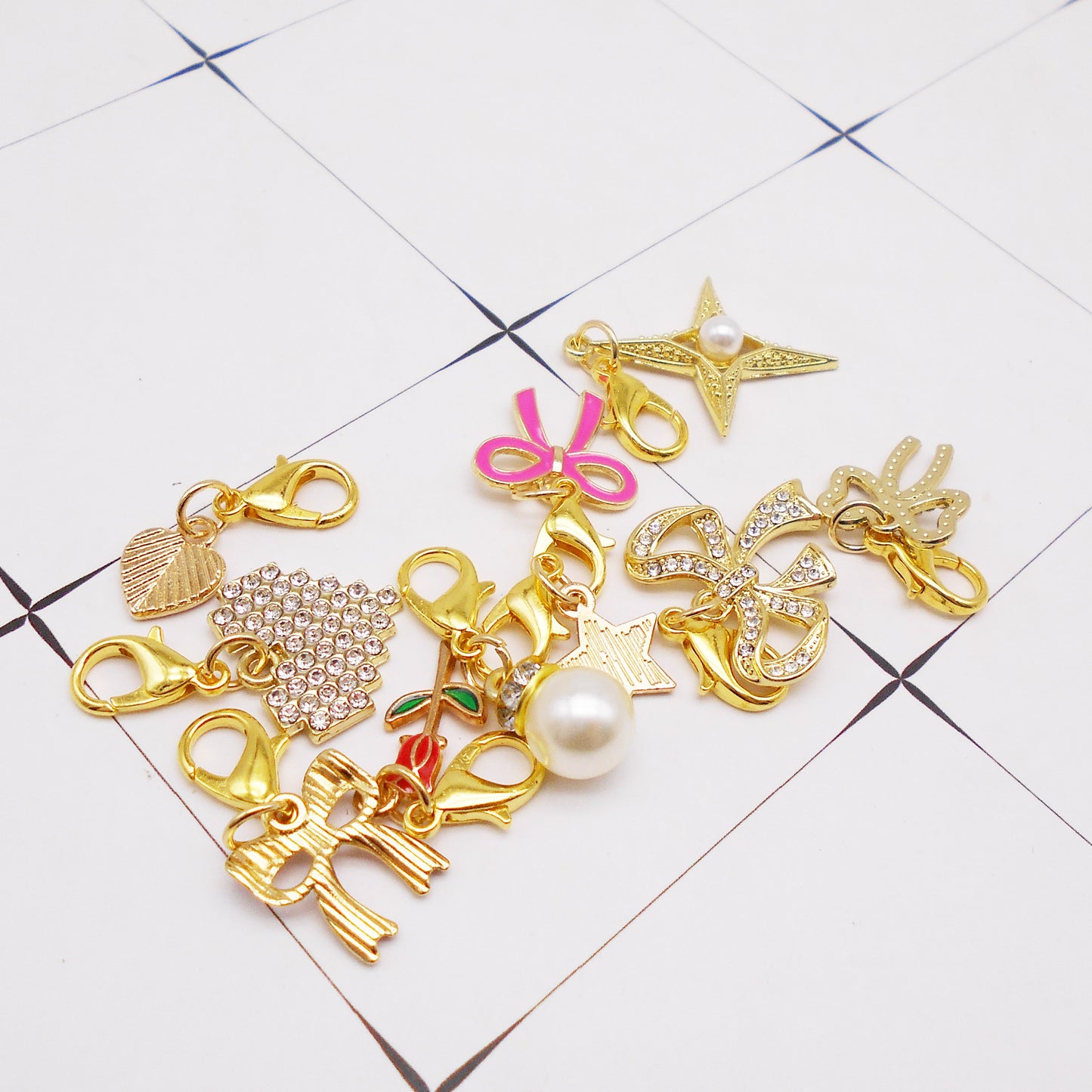 10pairs Mixed Alloy Star Heart Charms with Lobster Clasp Rhinestones Bowknot Enamel Bow Pendants for Shoes Bags Decor