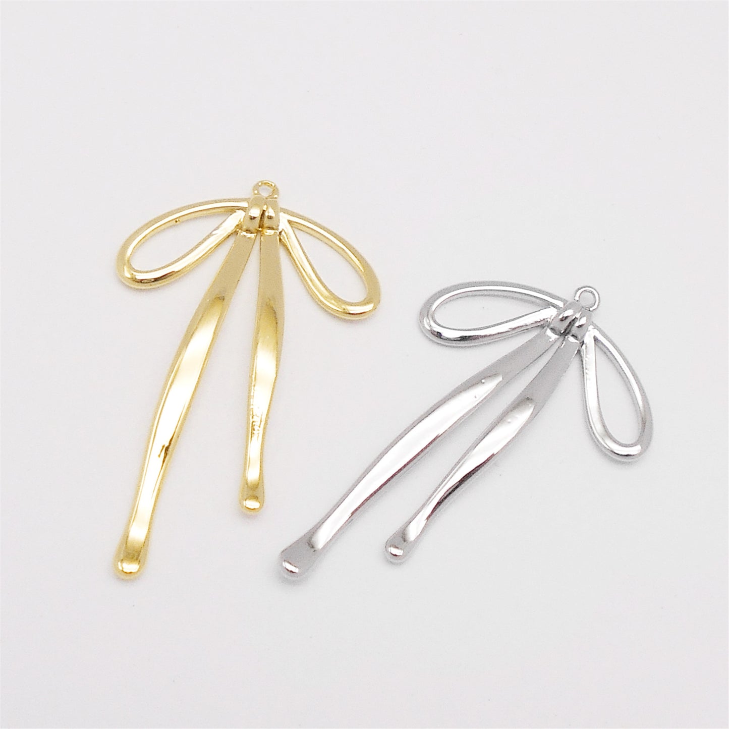 1 Piece 33x21mm Quality Plated Gold & Silver Color Bow Charms Brass Bowknot Pendants for Earring Necklace Bracelet Making DIY Jewelry Accessories