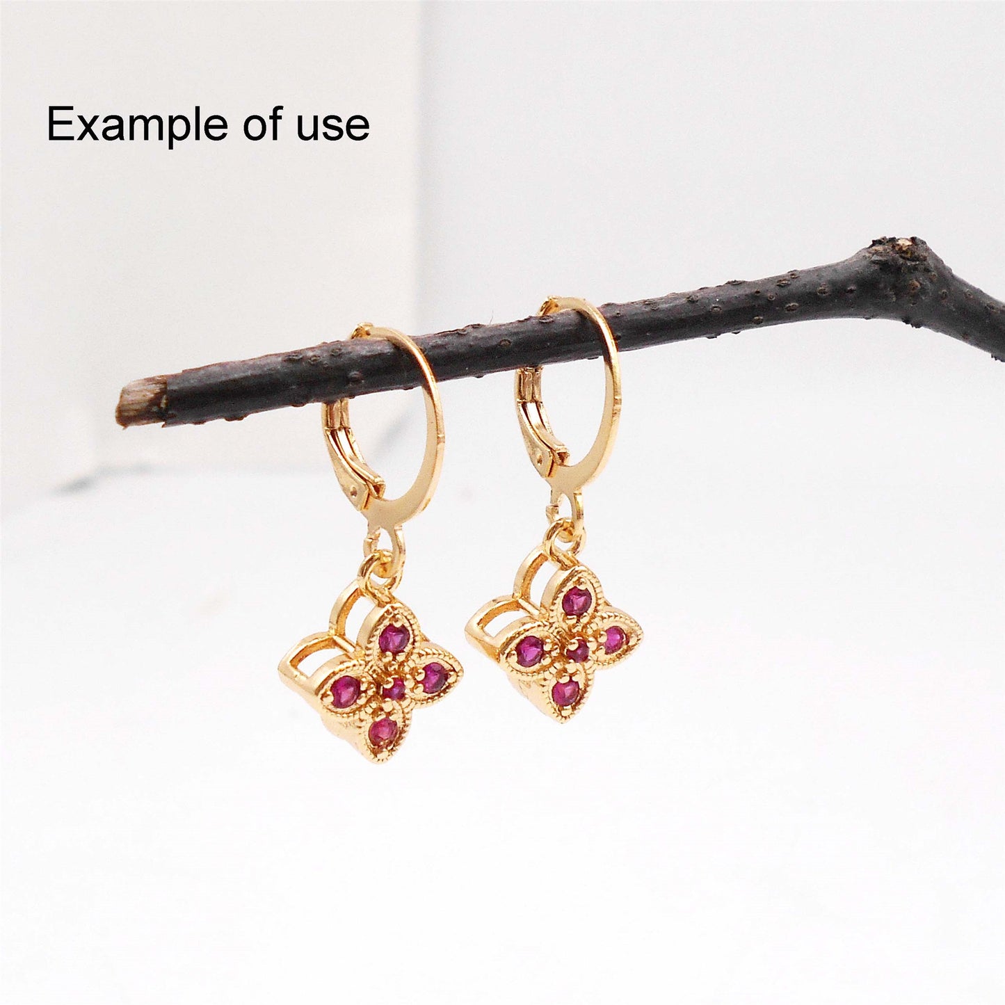 1/2pcs 13.5*11mm Quality Plated Golden Copper Four-leaf Clover Charms Zircon Crystal Embellished Lucky Jewelry Pendants for Necklace Bracelet Earring Making Accessories