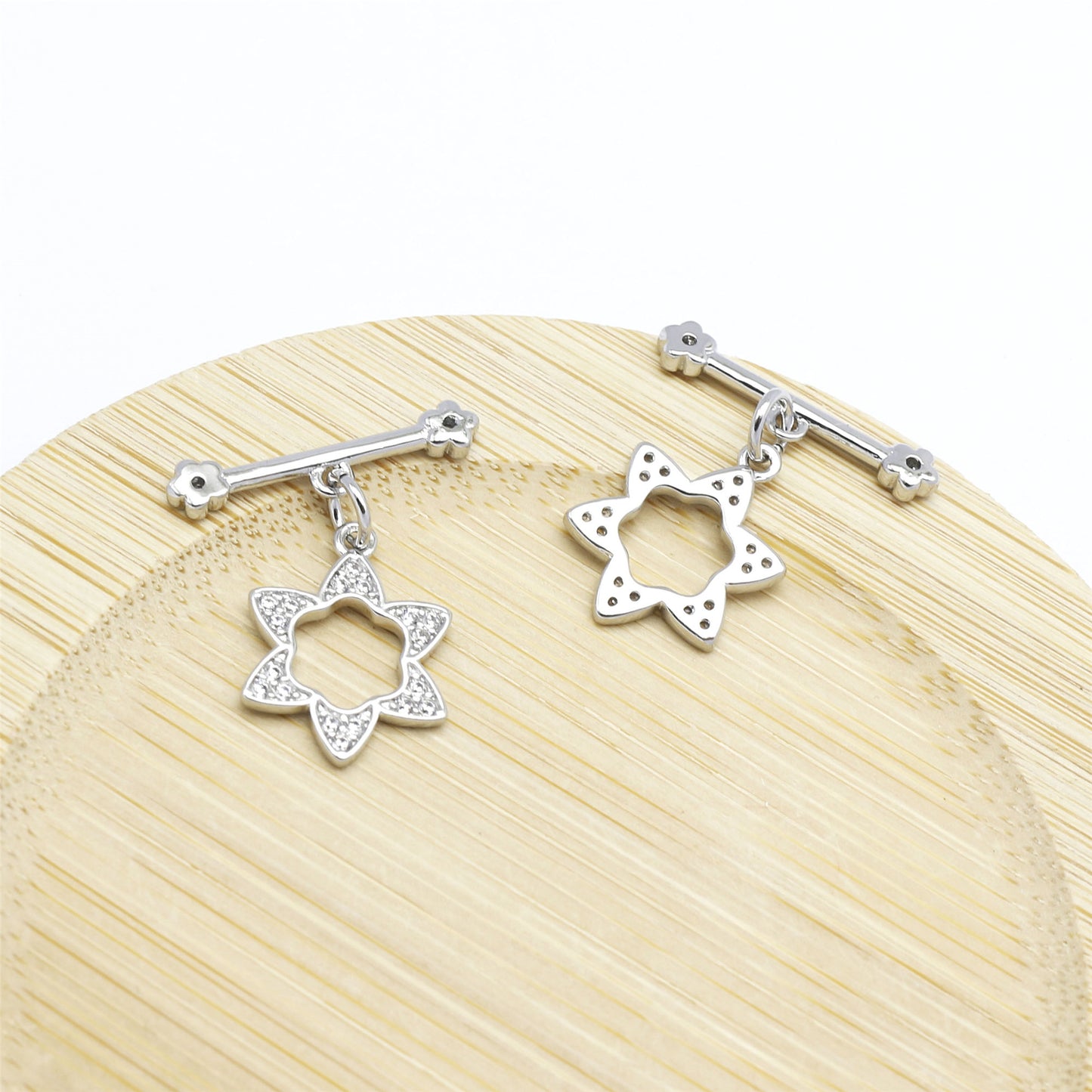 1 Piece 22.5*12.5mm Silver Color Copper OT Clasp Crystal Rhinestones Embellished Flower Shaped Jewelry Connectors for Necklace Earring Bracelet Making DIY Crafts Accessories