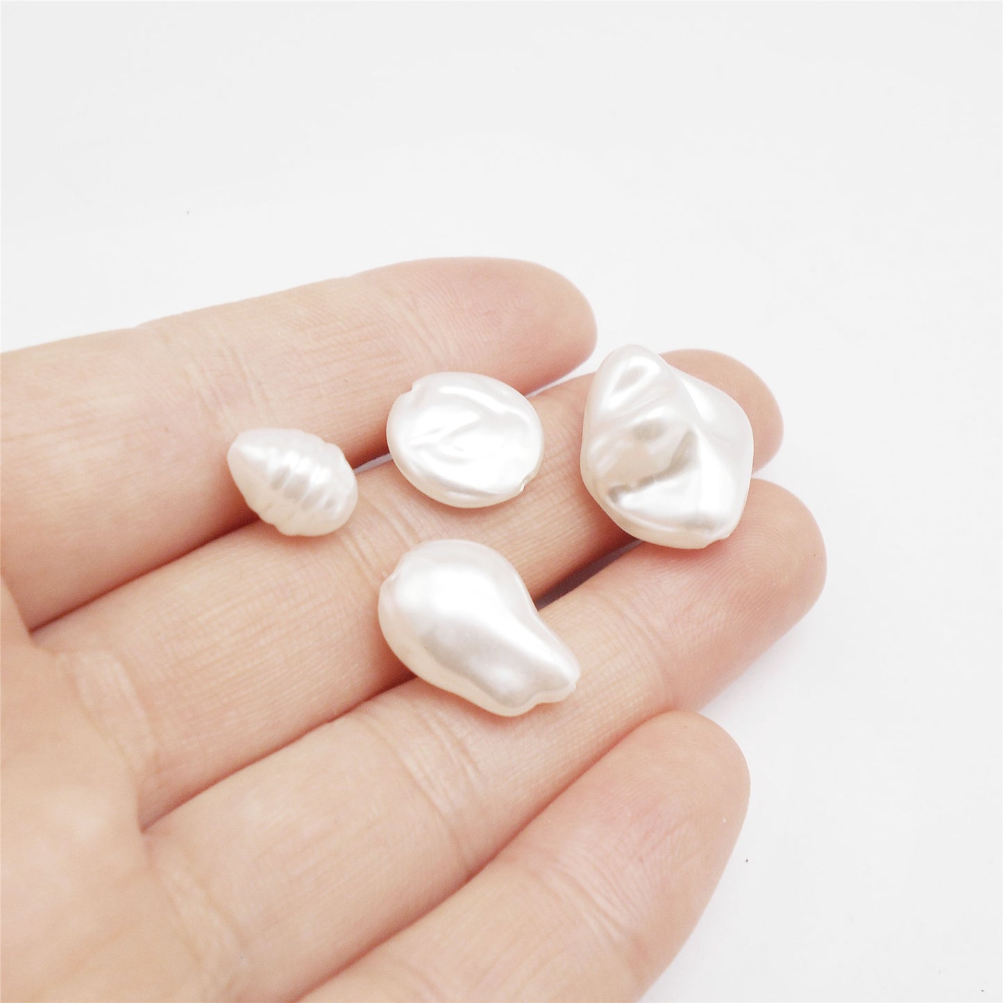 20pcs White Plastic Beads Irregular Imitation Pearl Spacer Loose Beads for Necklace Bracelet Jewelry Making Accessories DIY Crafts Supplies