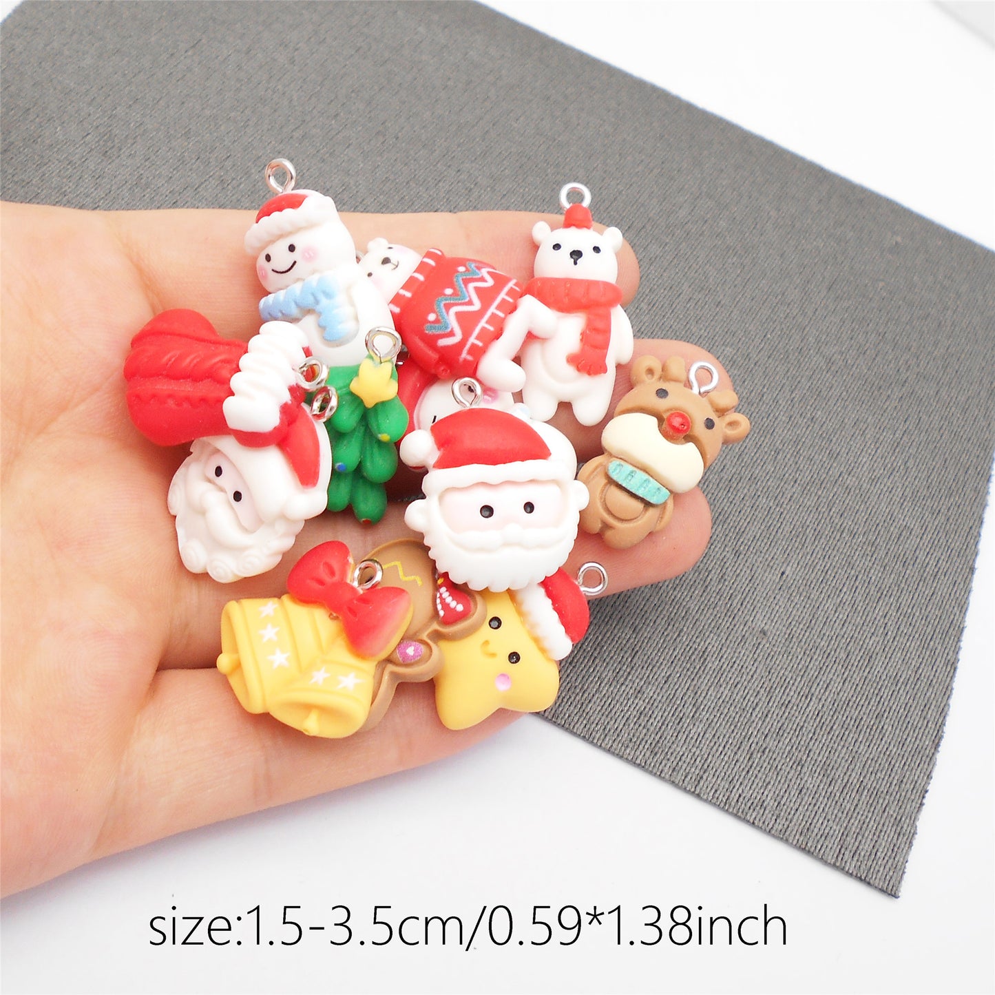 10Pcs Random Christmas Resin Charm Cute Star Bell Elk Pendant DIY Jewelry Making Accessories Gifts Crafts Decor Supplies